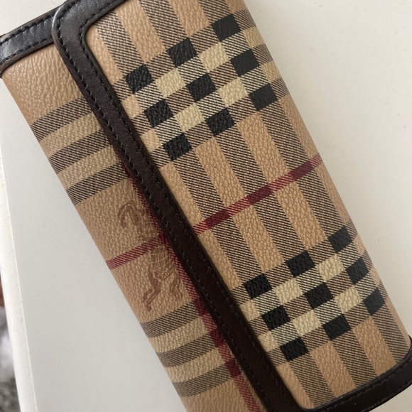 Burberry Wallet - Picture 1 of 3